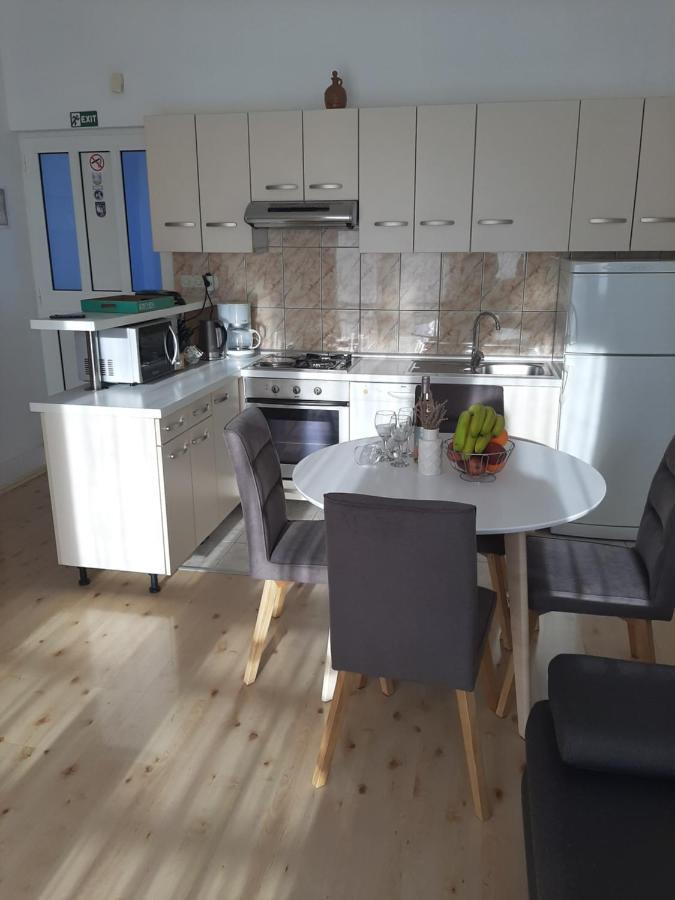 Sunshine Apartment Sovlje Tribunj  Luaran gambar