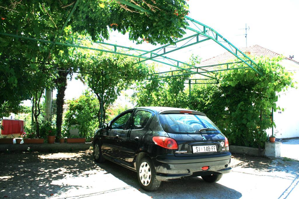 Sunshine Apartment Sovlje Tribunj  Luaran gambar