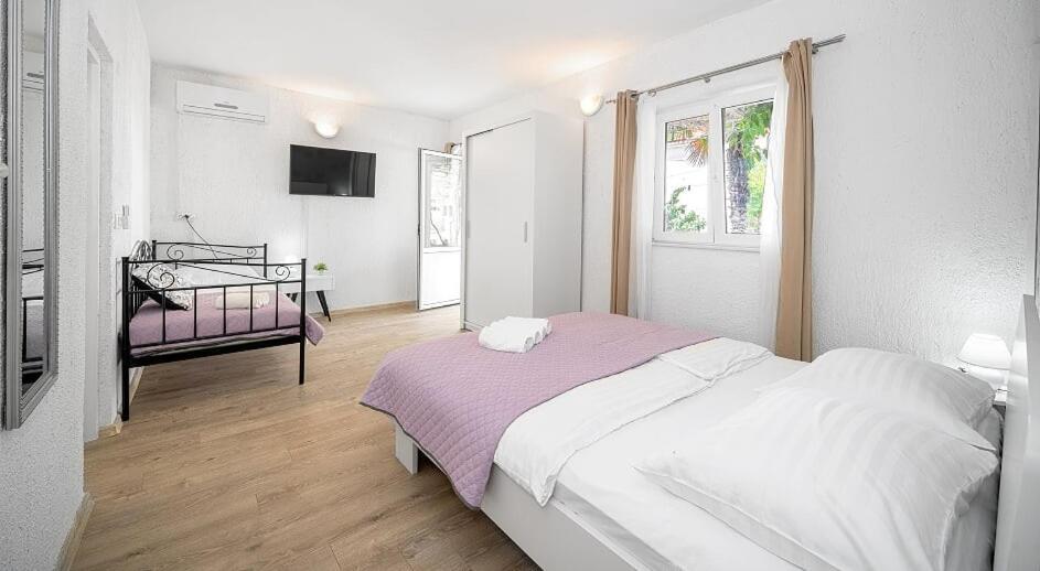 Sunshine Apartment Sovlje Tribunj  Luaran gambar