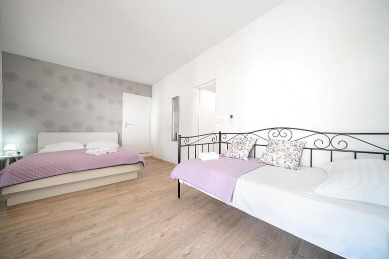 Sunshine Apartment Sovlje Tribunj  Luaran gambar